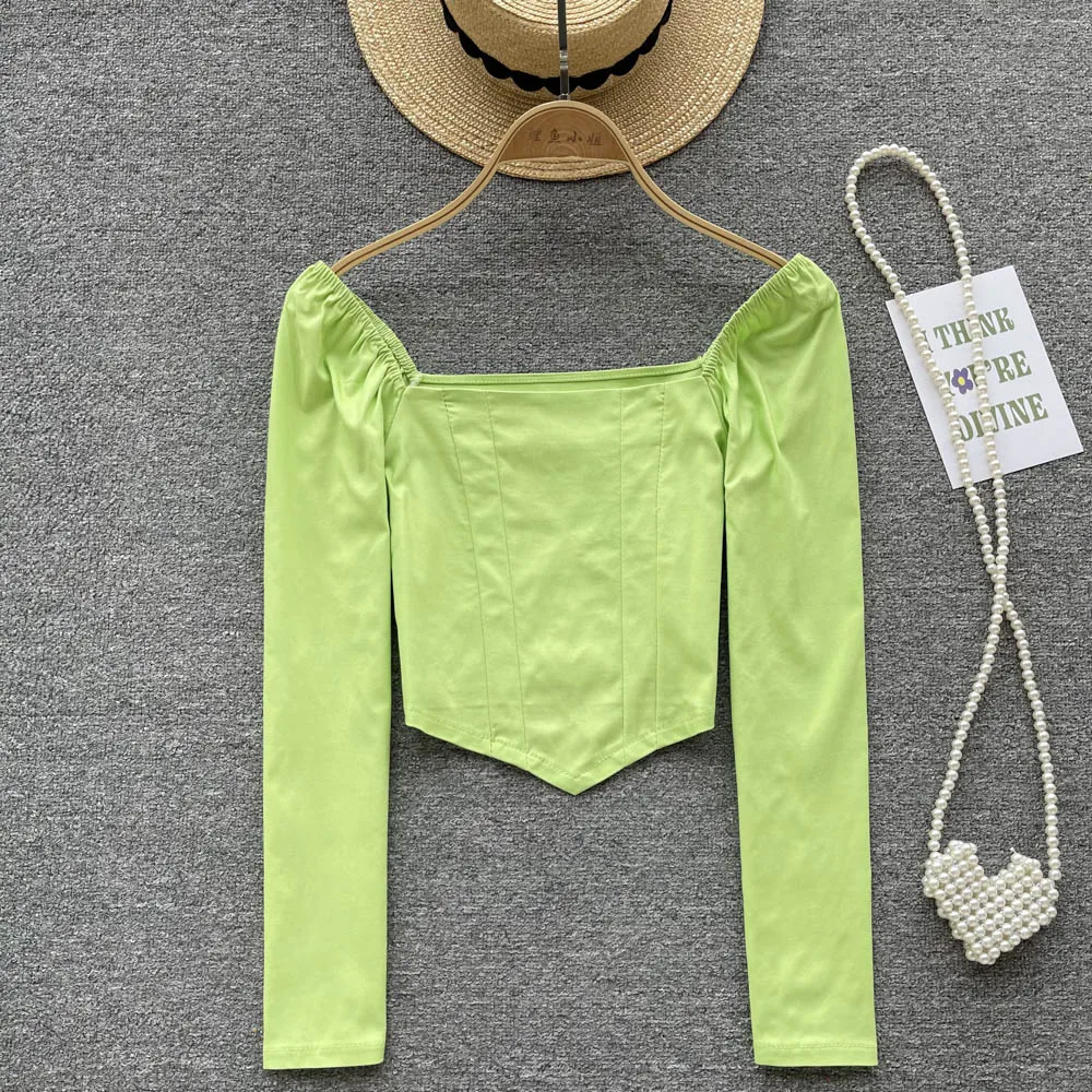 

Футболка женская эластичная с открытыми плечами, пикантный облегающий кроп-топ асимметричного кроя с длинным рукавом, однотонная модная ул...