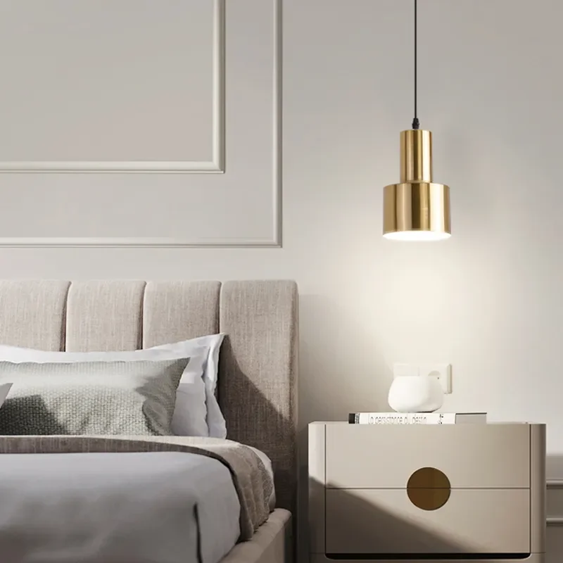 Рисунок 4 - Скандинавская люстра с одной головкой