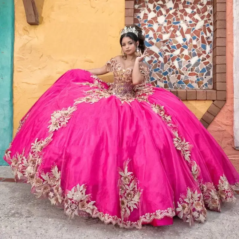 

Stunning Fuchsia Quinceanera Prom Dresses Floral Lace Appliques Vestido De 15 Anos Beading Off the Shoulder Robes de Soiree