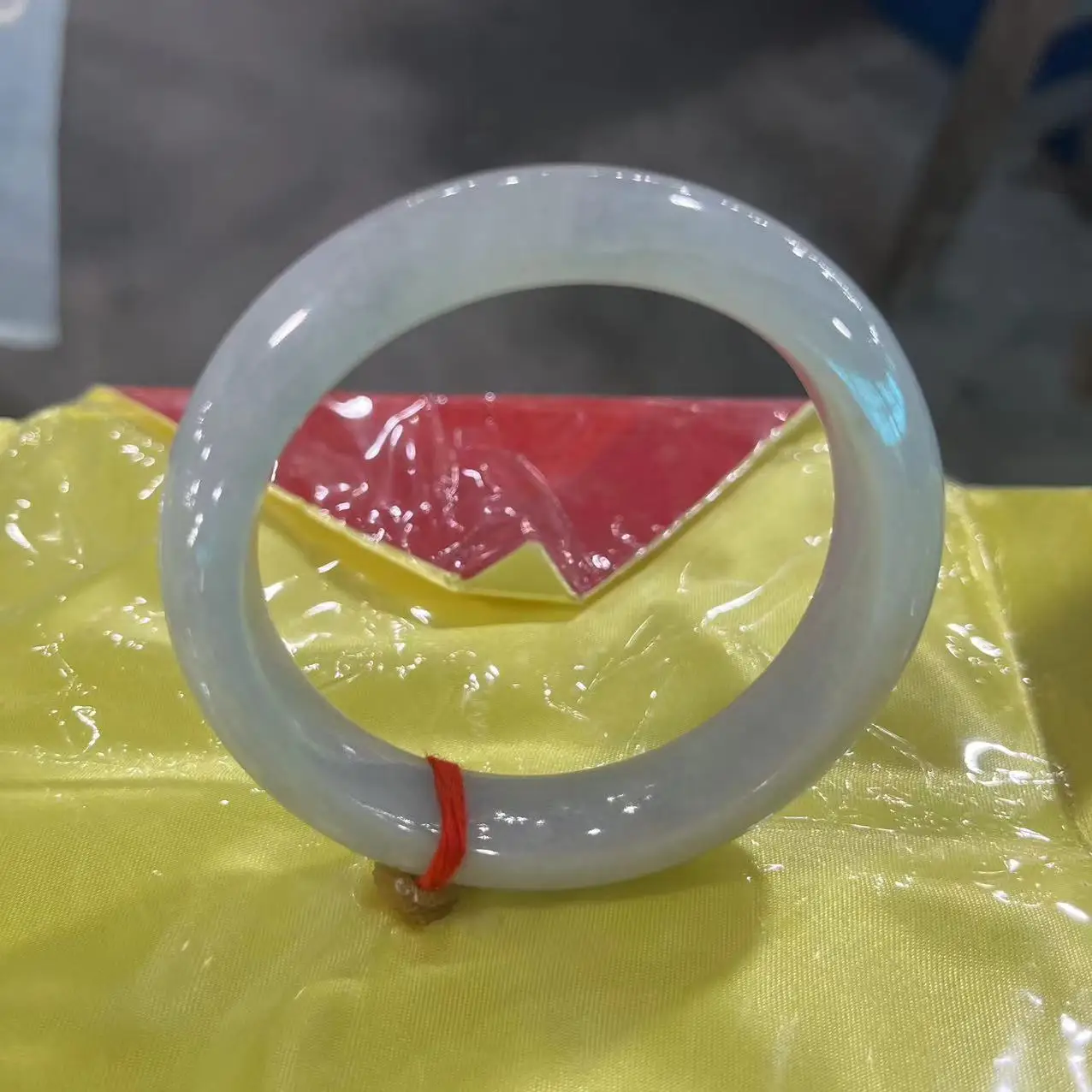 Натуральный 100% натуральный зеленый нефритовый браслет из нефрита плоский