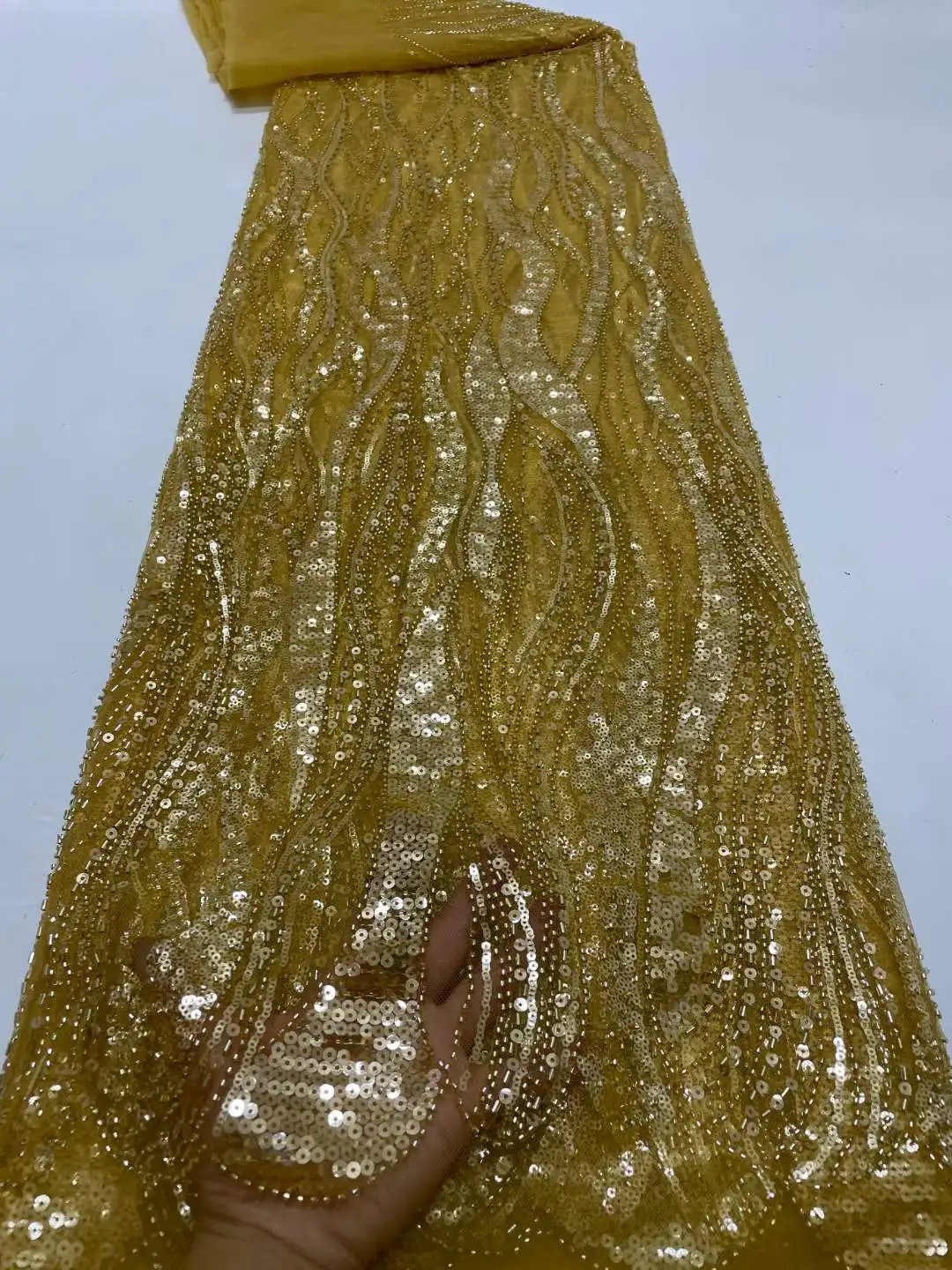 

2022 Luxury Sequins Lace Fabrics High Quality African Beaded Tulle Fabric Embroidery Lace with beads for Wedding dress