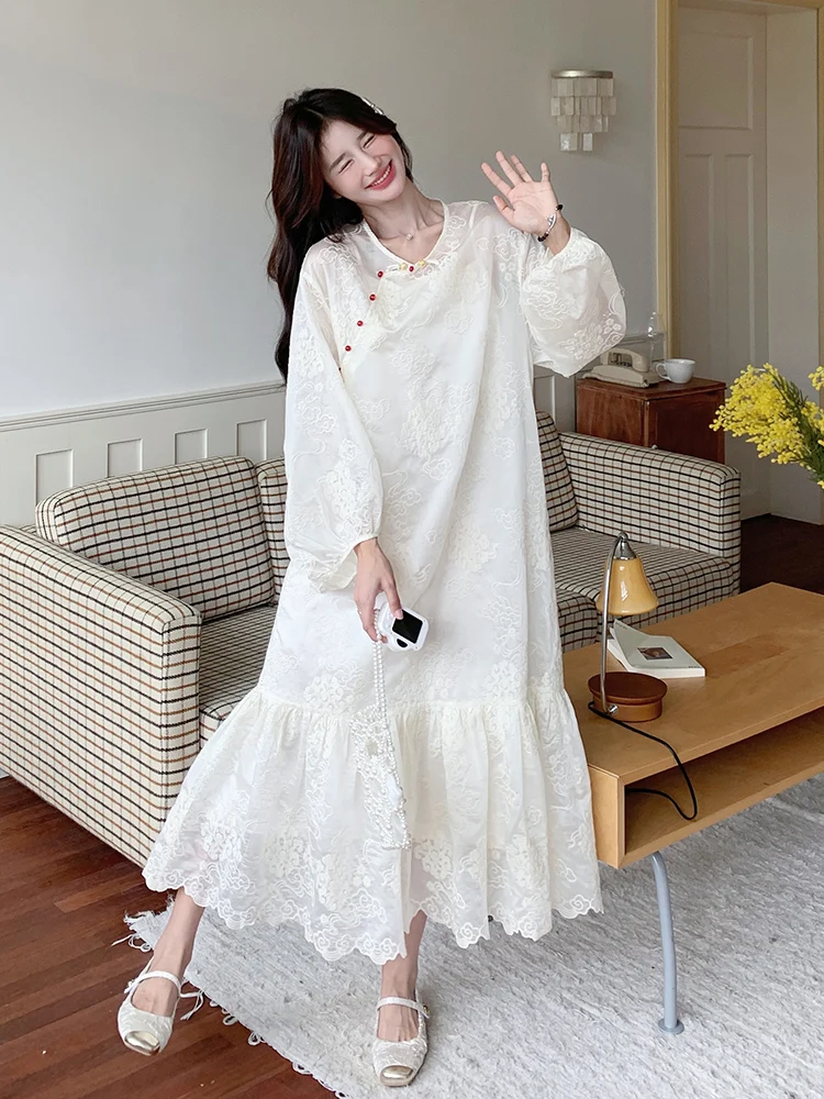 New Chinese Sle Cool and Relaxed Feeling Wear White Dress 2024 Early Autumn Women clothes Temperament Gentle Skirts