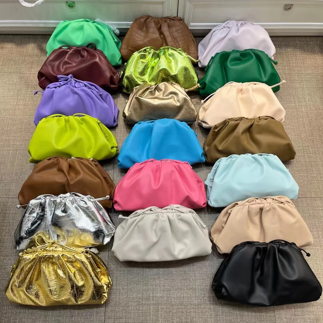 Luxury Designer 2023 Women's Clutch Hand Hold Large Capacity Leather Shoulder Bag With Folded Cloud