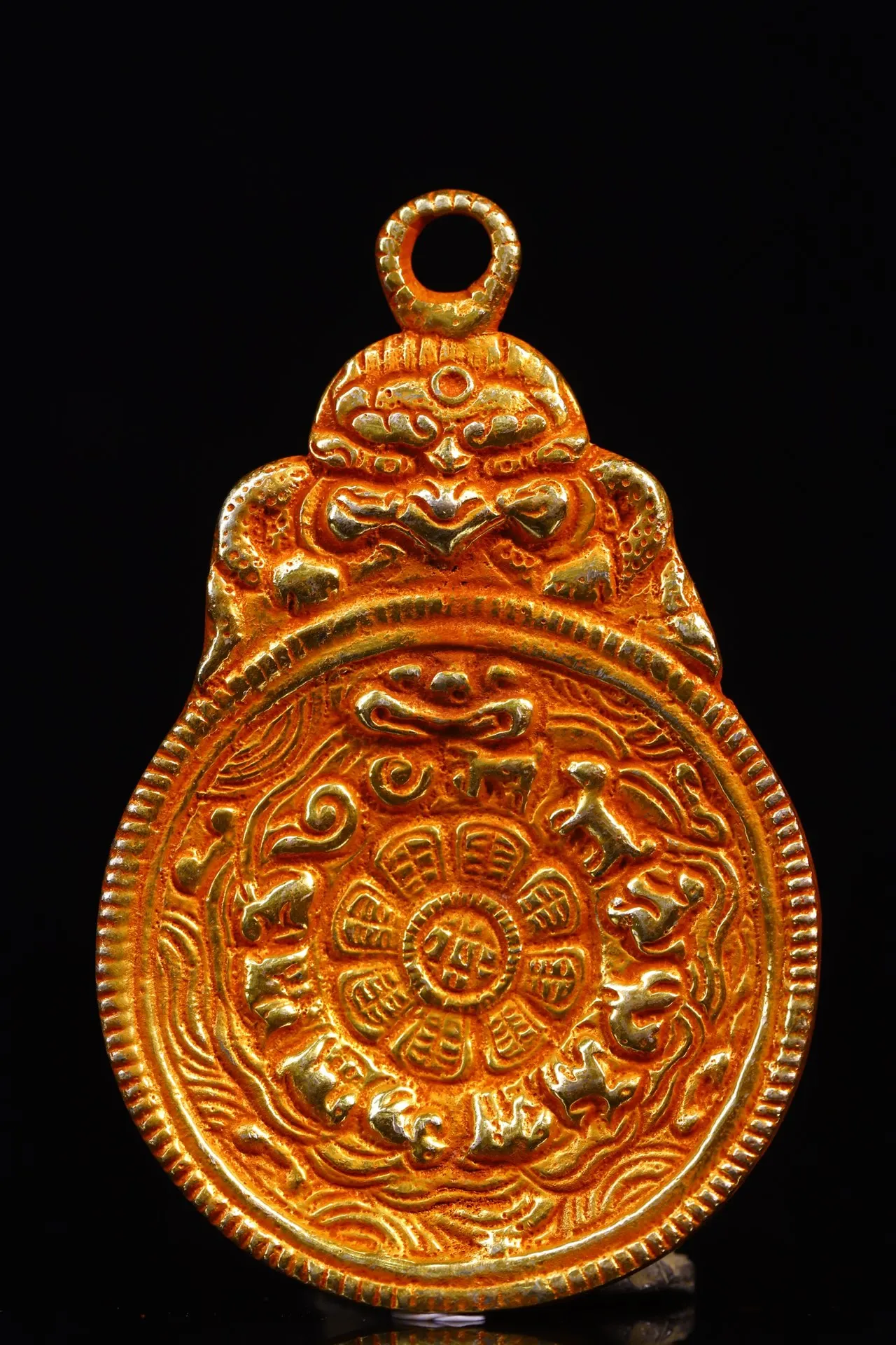 

4"Tibetan Temple Collection Old Bronze Gilt Dapeng Garuda Buddha head Nine Palaces Eight Trigrams Amulet pendant Dharma