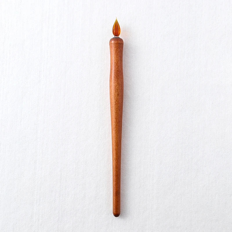 Деревянный держатель для перьевой ручки