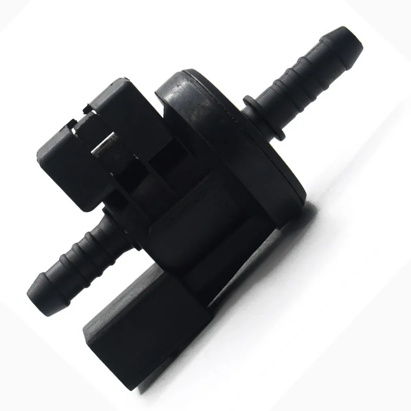 

Purge Vent Vapor Canister Valve 06E906517A 2.0TFSI 4.2 06E 906 517A 06E 906 517 A For V/W R/abbit J/etta B/eetle