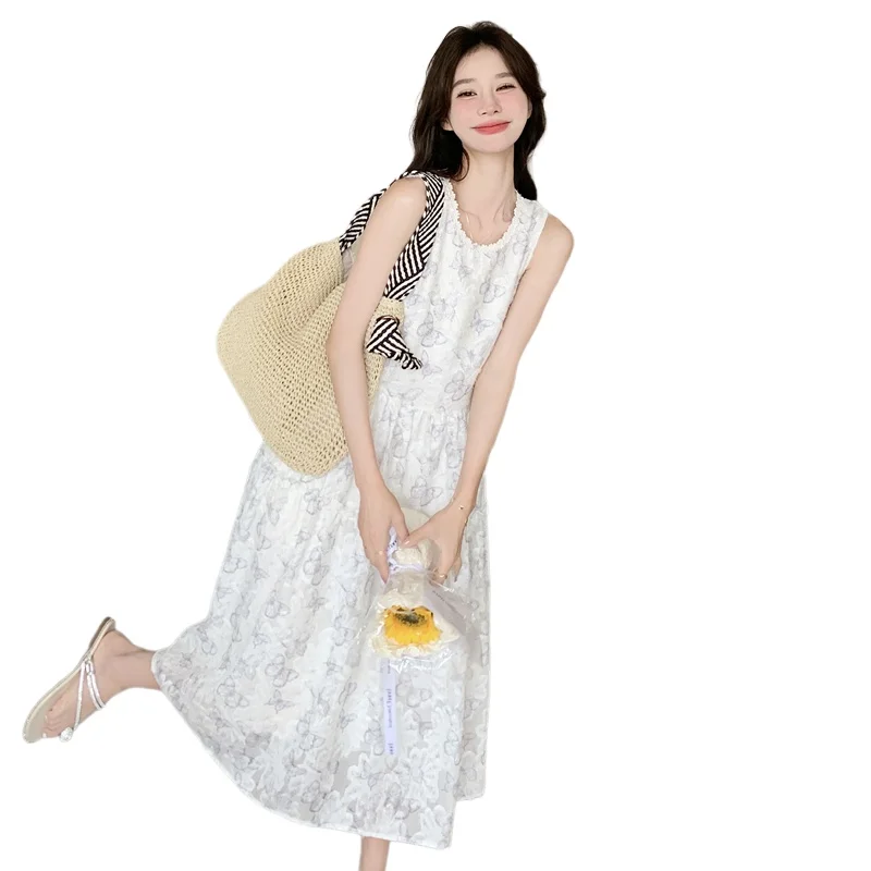 Женское длинное платье с вышивкой и кружевом без рукавов