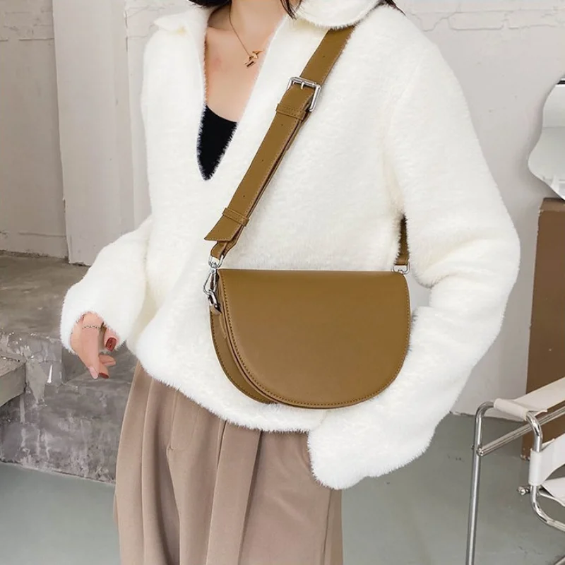 Women's Retro Luxury Solid Color Small Shoulder Bag Fashion Fresh Underarm Handbag for Femele Travel Free Shipping сумка женская