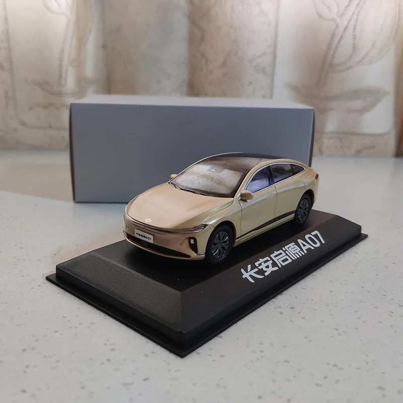 Масштаб 1:43 Changan A07 пластиковая модель автомобиля игрушки орнамент сувенирные