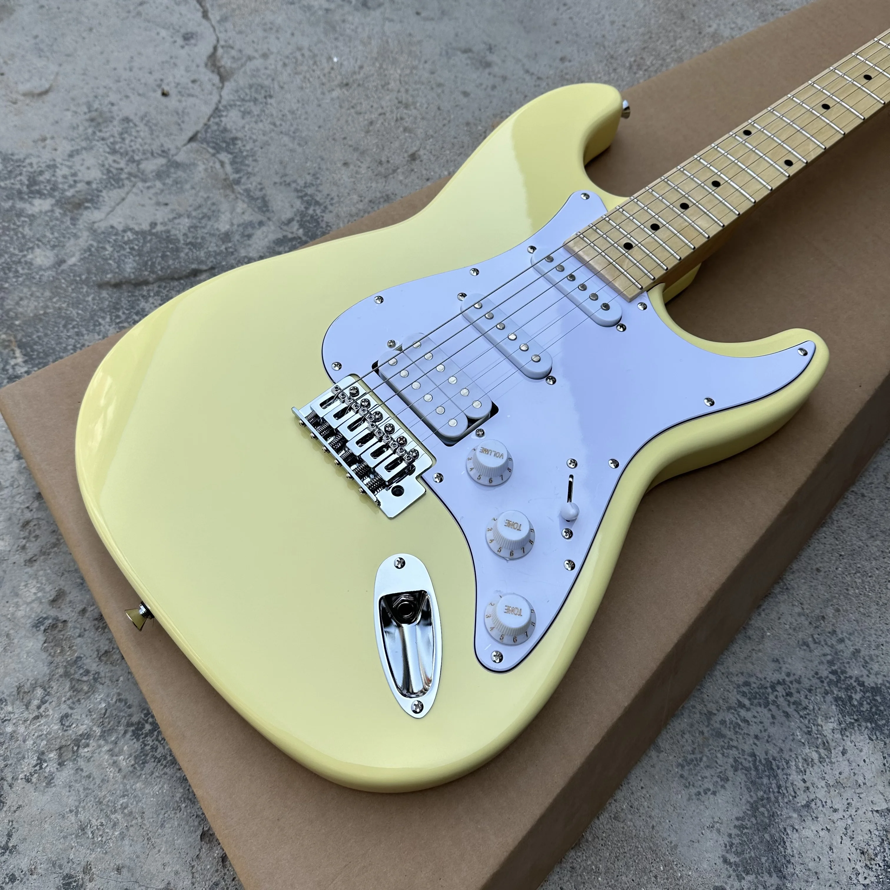 Электрогитара Stratocaste-r ST корпус из красного дерева кленовый гриф гитара с 22 ладами