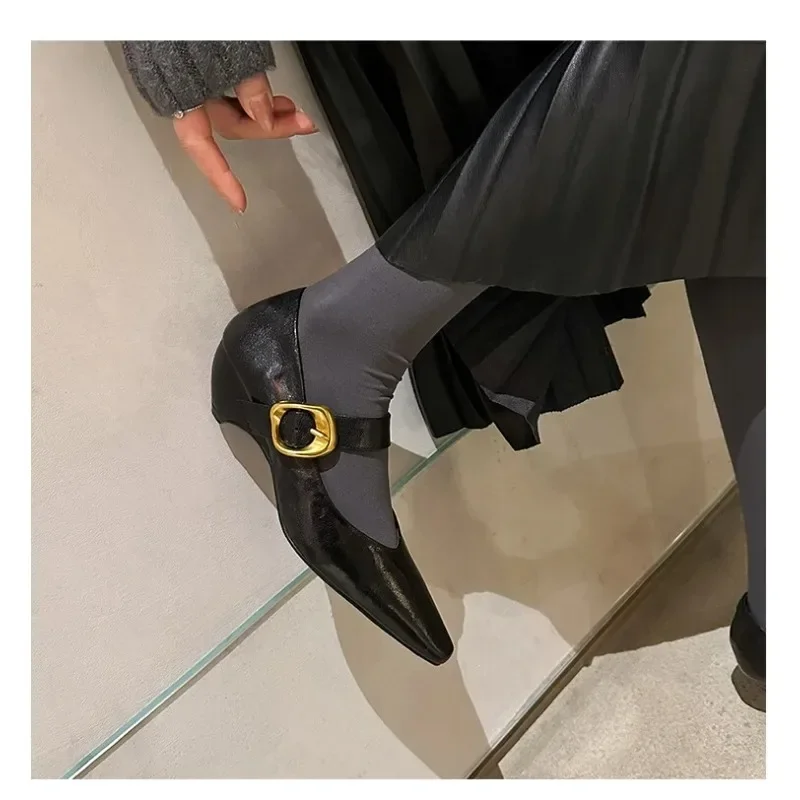 Сандалии женские на танкетке заостренные туфли-лодочки с металлическим носком