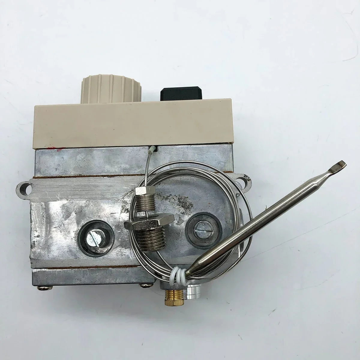 120-200 градусов 0085AQ0287 710 0710740 Термостатический регулирующий клапан для газовой