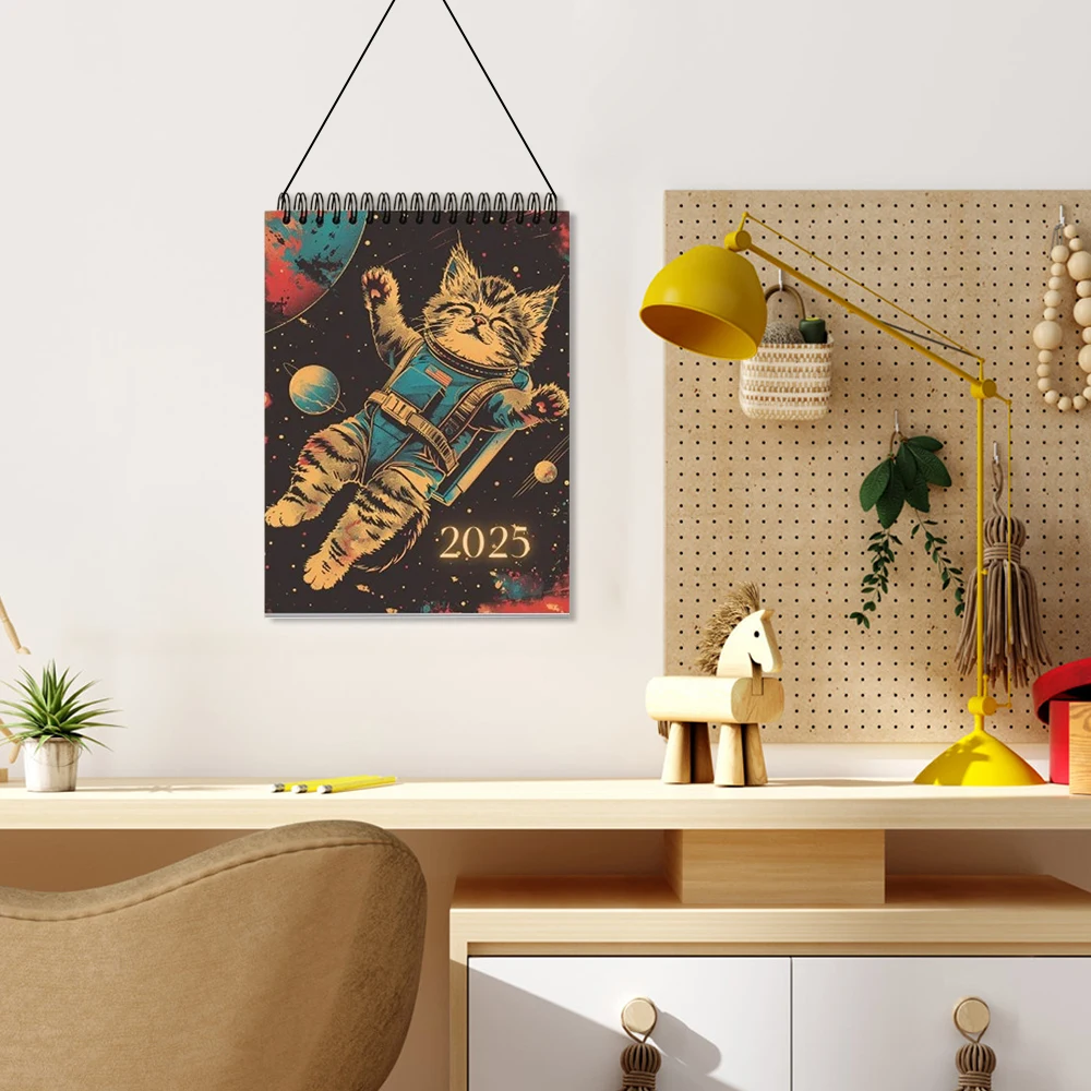 Милые кошки календарь на 2025 год забавный с кошками настенный ежемесячный