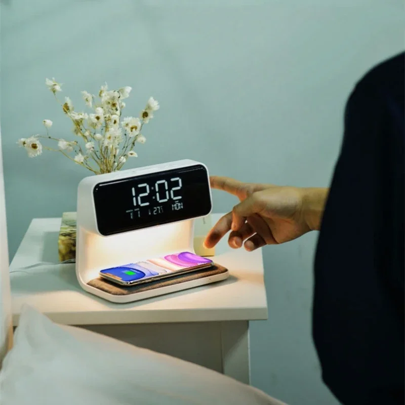 

Беспроводная зарядка с цифровыми часами Настольный 3 в 1 современный прикроватный светильник для спальни цифровой будильник