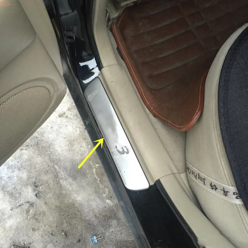 

Высококачественная Накладка на порог из нержавеющей стали для Mazda 3 2007-2015, приветственная педаль, устойчивая к царапинам, Стайлинг автомобил...