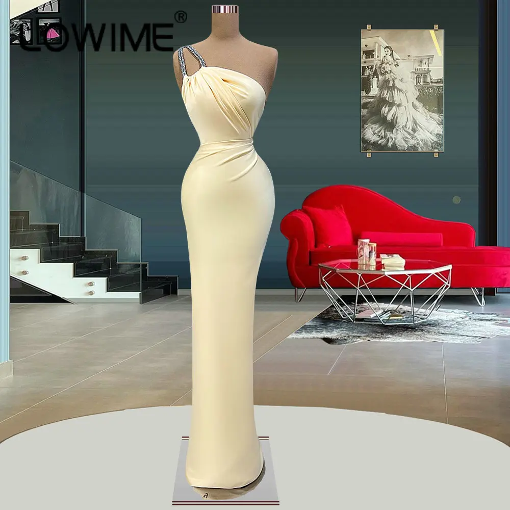 

Элегантное женское платье для вечеринки на одно плечо светло-желтые вечерние платья-русалки атласные платья с рюшами для дня рождения и вып...