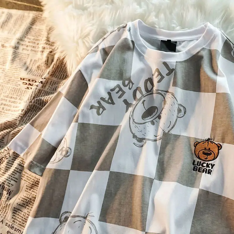 

Летняя брендовая мужская футболка с принтом медведя из аниме, футболка с коротким рукавом, Женская Студенческая свободная футболка в стиле ...