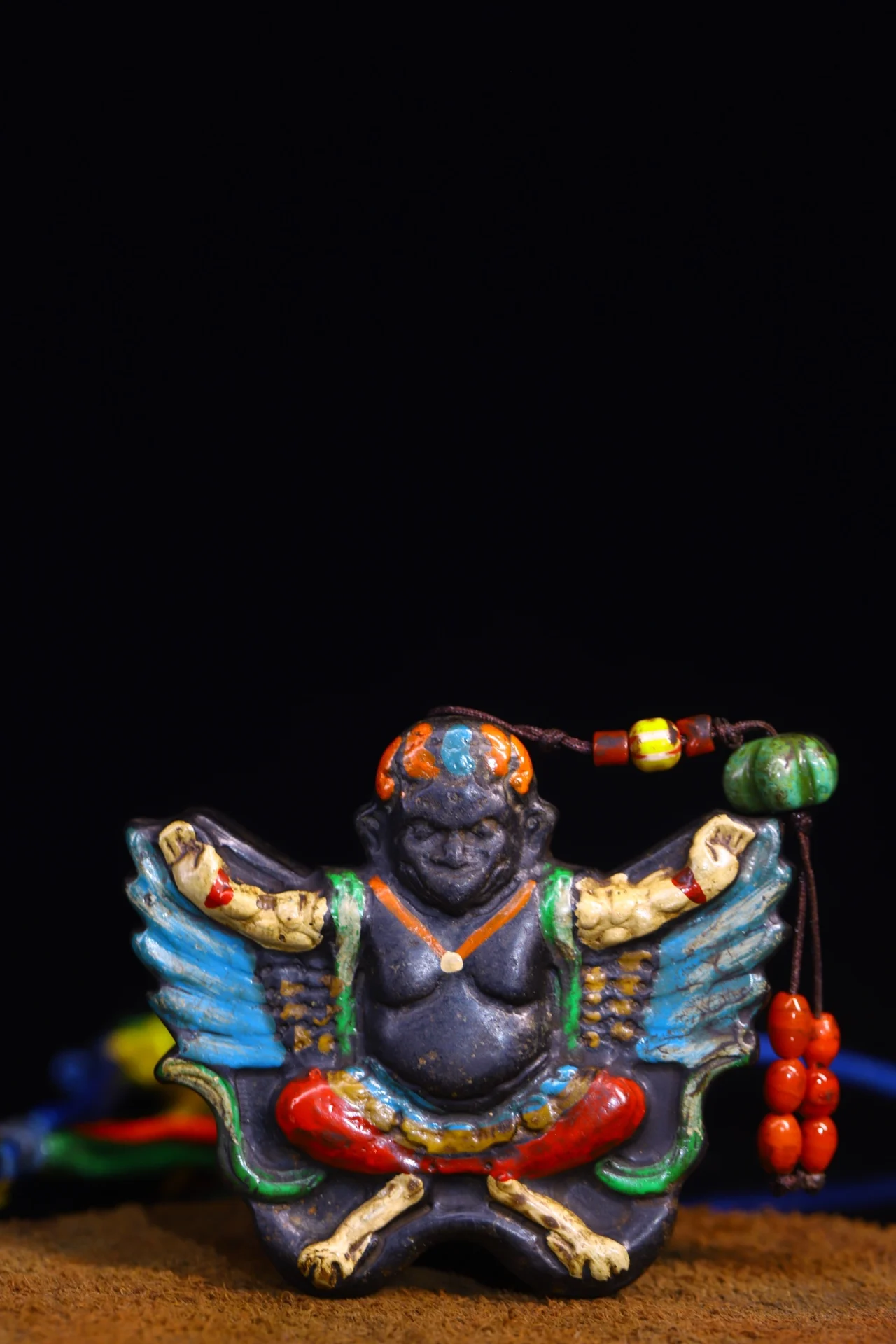 

Natural Magnetic Force Meteorite Jade Sculpture Inlay Gemstone Lucky"Celestial Bead Artifact "Buddha Brand Handicraft Decorat#25