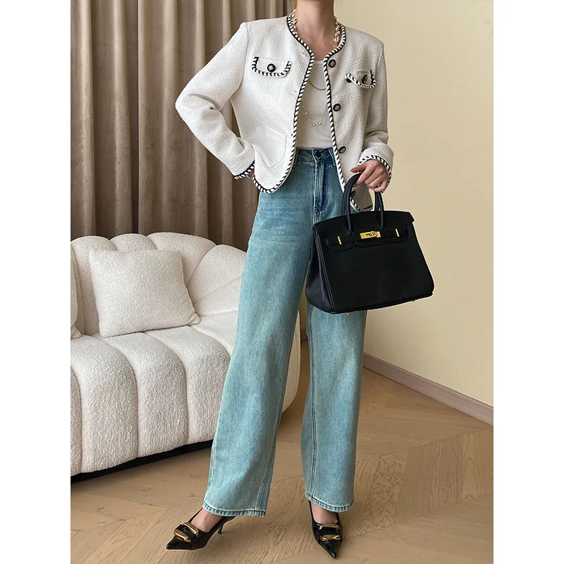 Рисунок 4 - Женское твидовое пальто