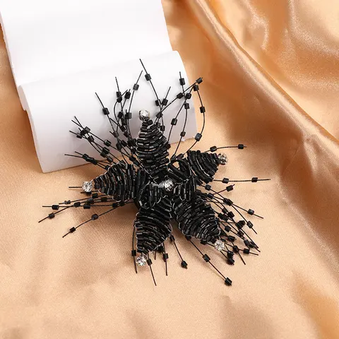 Брошь Black Flower shmik