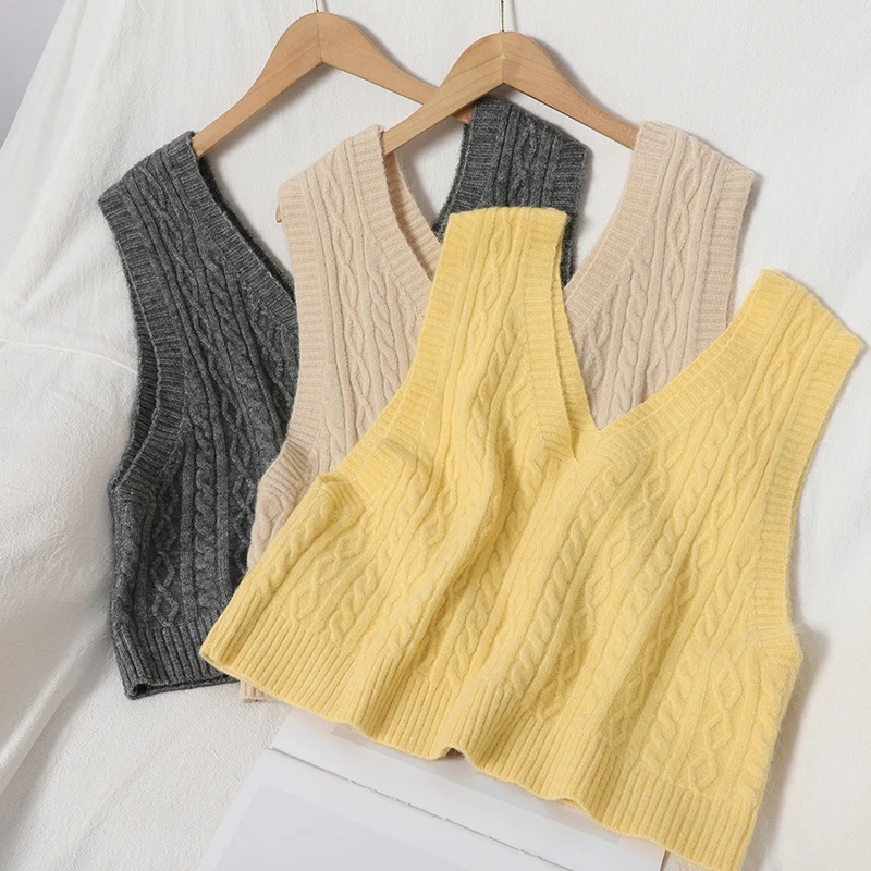 

Itoolin Women Sweater Vests Sleeveless V-Neck Sweater Vests Women Stretchy Fashion Loose Pullovers Vests Women Winter