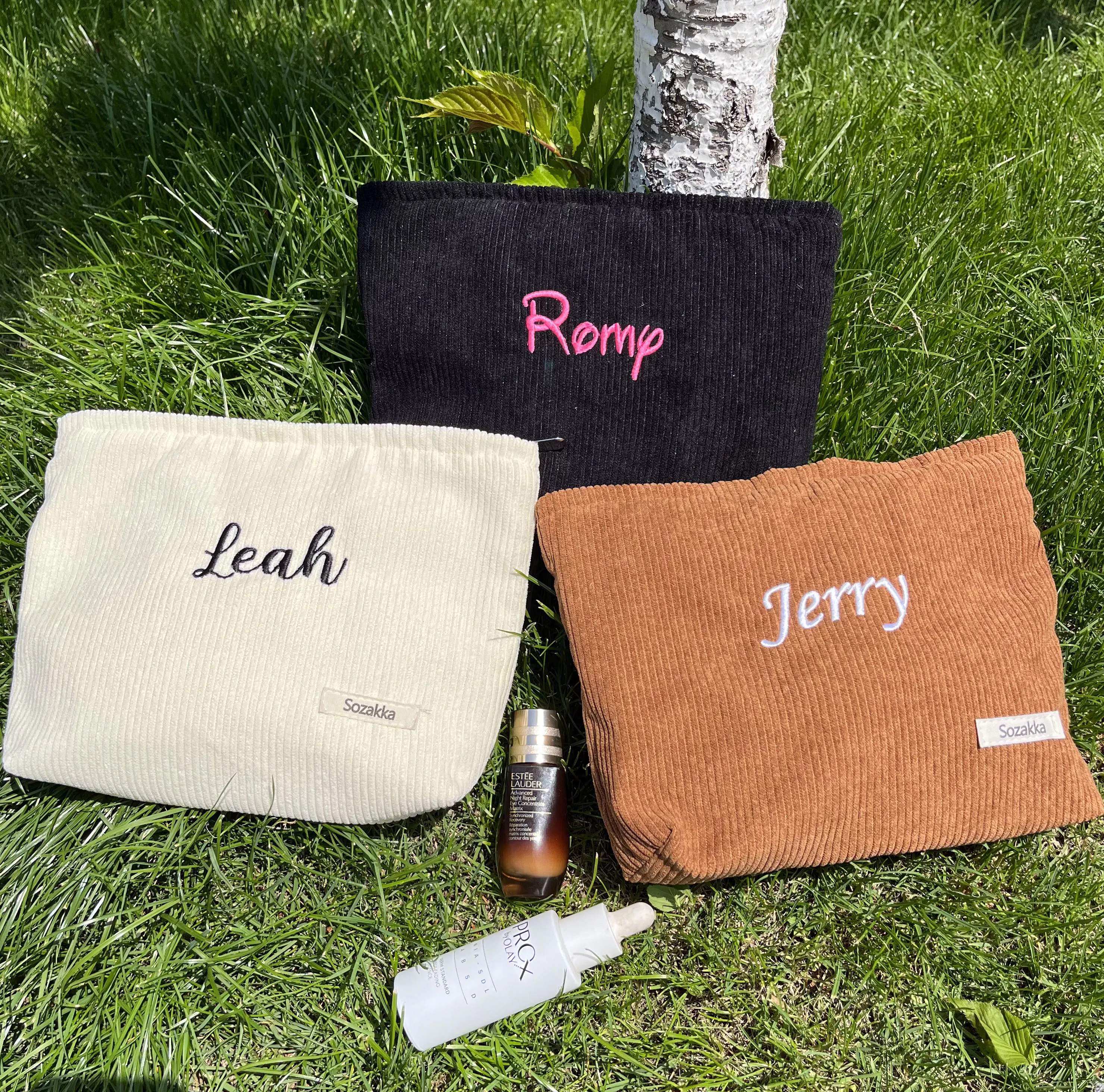 

Индивидуальная вышивка, персонализированная новая косметичка, вместительная Вельветовая сумка для хранения, дорожная сумка для стирки, персонализированная Новинка