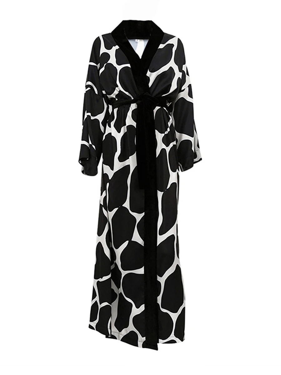 

Женское длинное сатиновое платье с принтом, длинным рукавом и V-образным вырезом