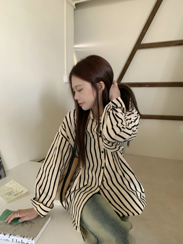 Рубашки женские классические высокого качества струящиеся праздничные весенние