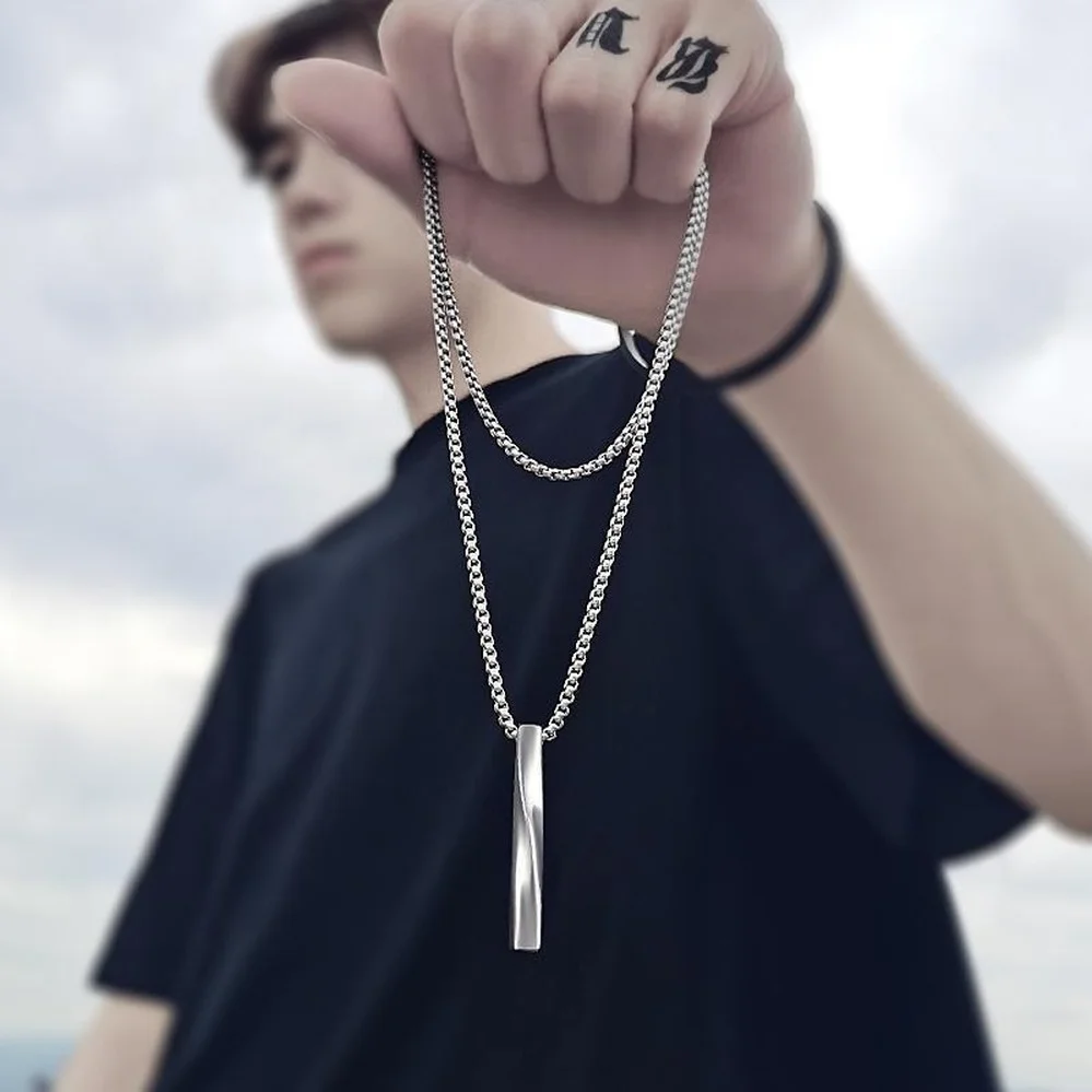 

Fashion Men Spiral Necklace Stainless Steel Rectangle Minimalist Simple Personality Hip Hop Ins Men's Silver Pendant Boys Chains
