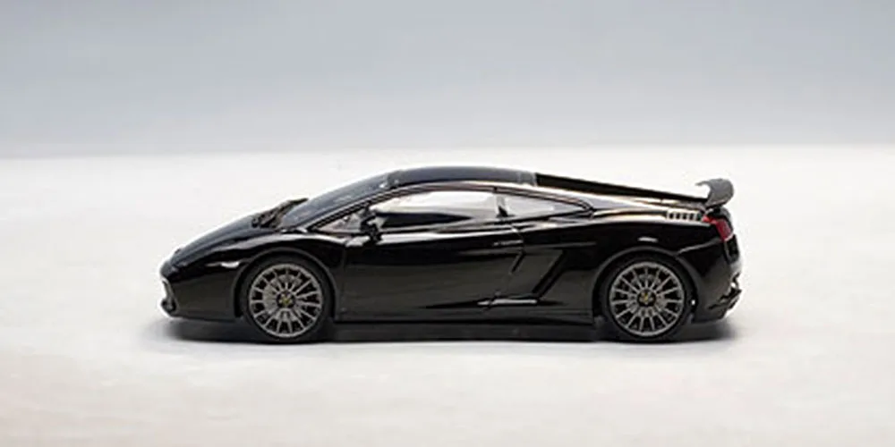 LAMBORGHINI GALLARDO SUPERLEGGERA METALLIC BLACK |