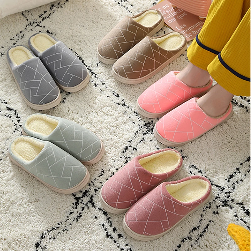 Cotton Slippers Female Winter Home Indoor Anti-skid Cute Plush Home Couple Warm Cotton Slippers Women's Sandals Summer 2022 Shoe