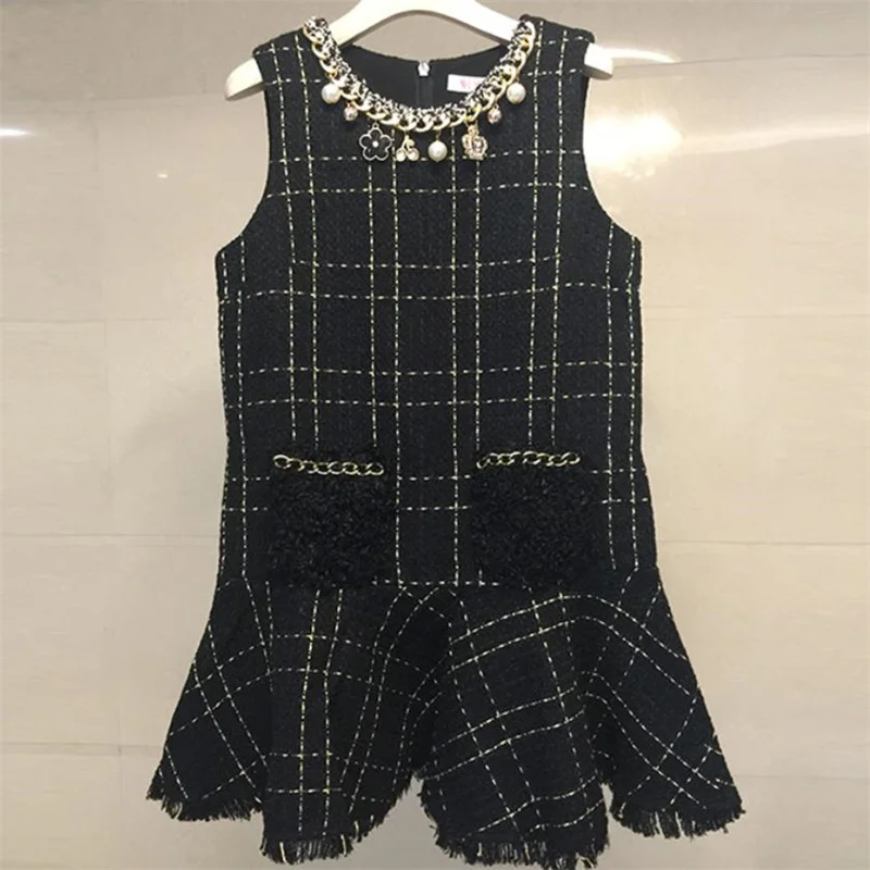 

autumn and winter new tweed plaid dress beaded round neck slim fit sleeveless lotus leaf hem women's dress