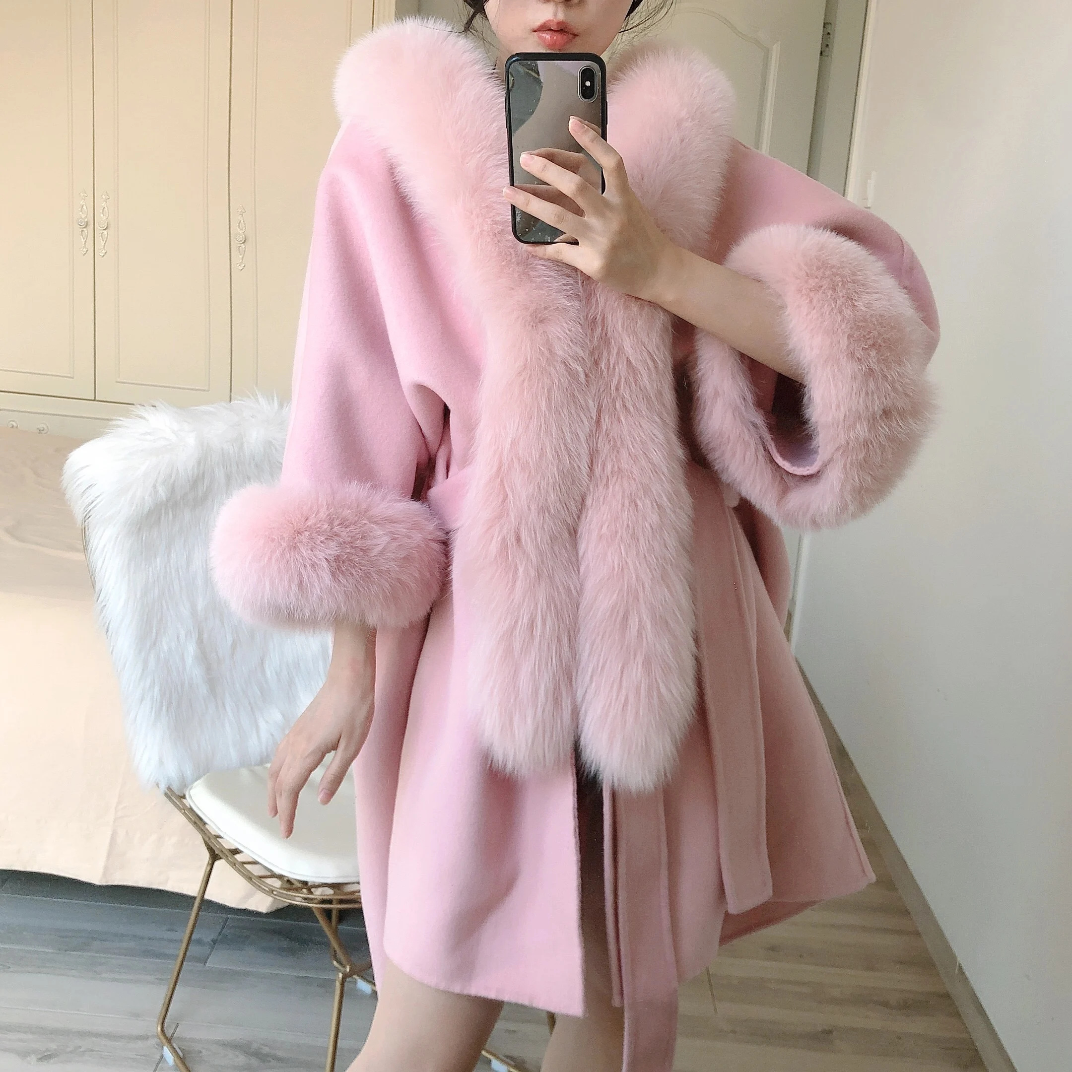 

New Arrive 2022 Real Wool Fur Cloak Coat Women Loose-Fit Winter Warm Hooded Cashmere Blend Overcoat With Genuine Fox Fur Trim