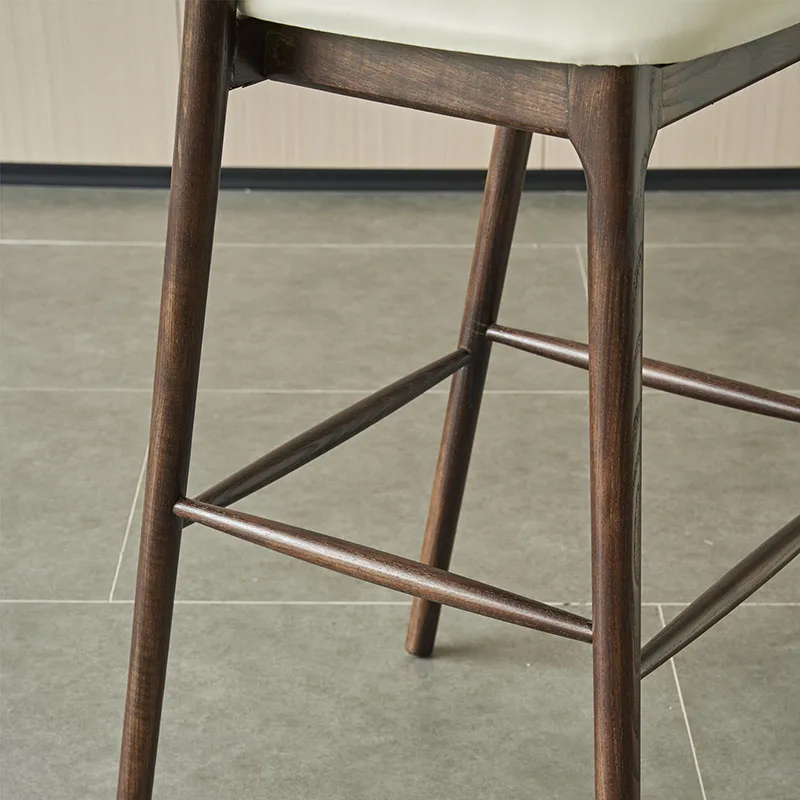 Рисунок 4 - Европейский низкий барный стул