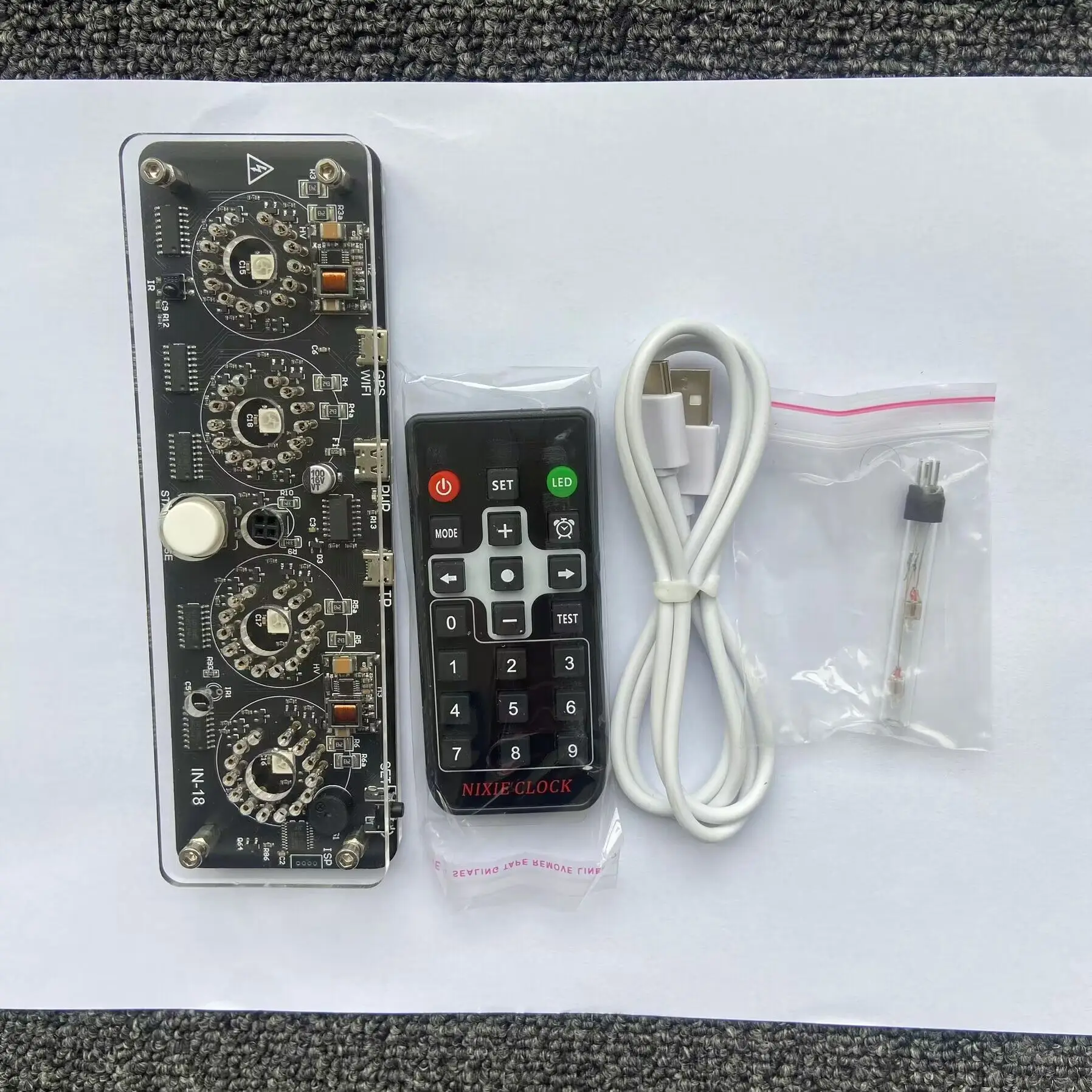 

GHXAMP IN-18 Nixie часы настольные