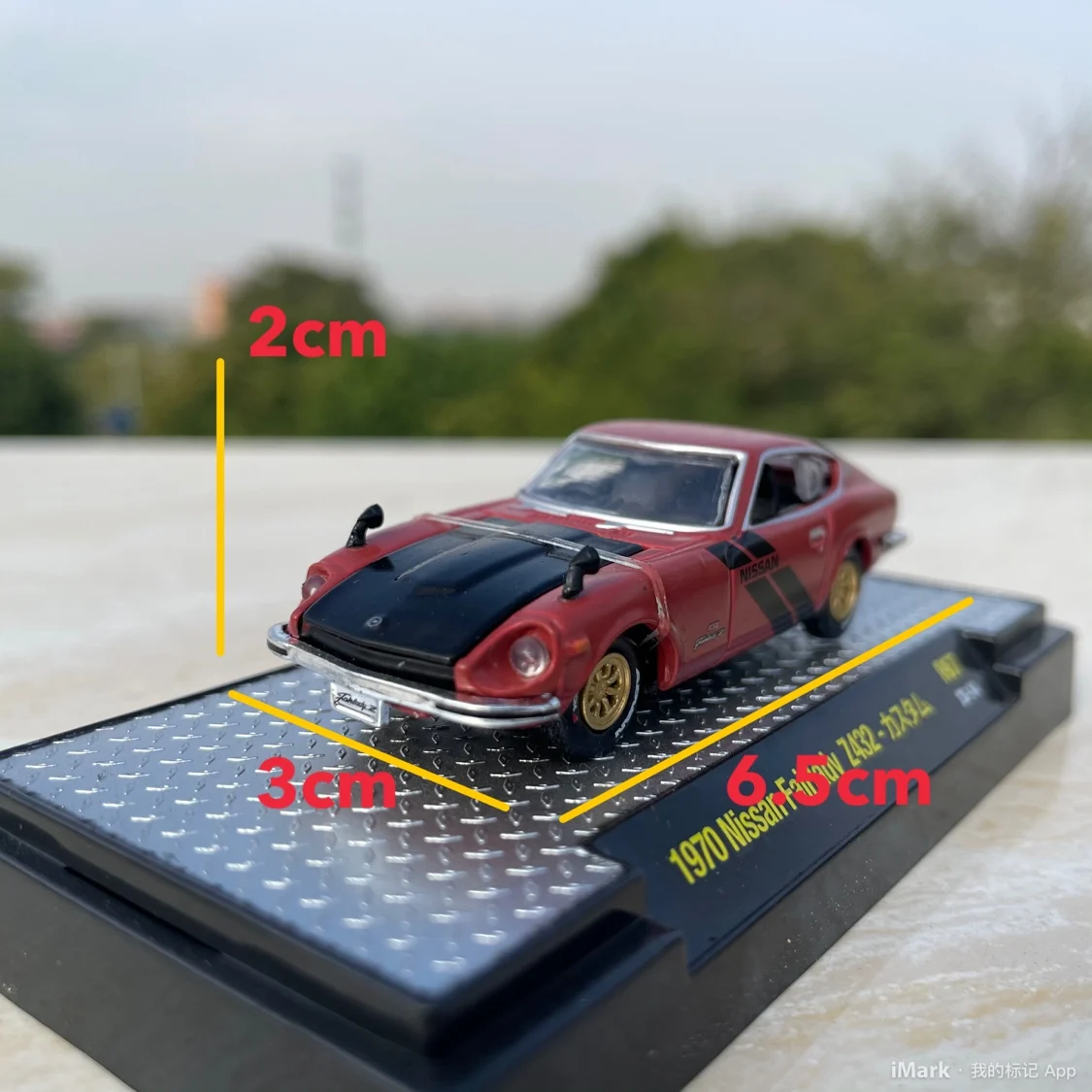 Фото Литой под давлением масштаб 1:64 Nissan Z432 спортивный автомобиль модель автомобиля из сплава Коллекционная игрушка в подарок сувенир дисплей орнамент №2
