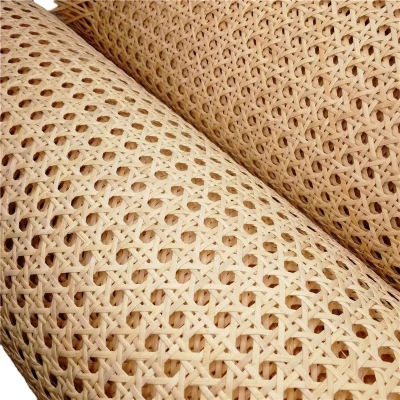 

Пластиковый ротанг 35-50 см