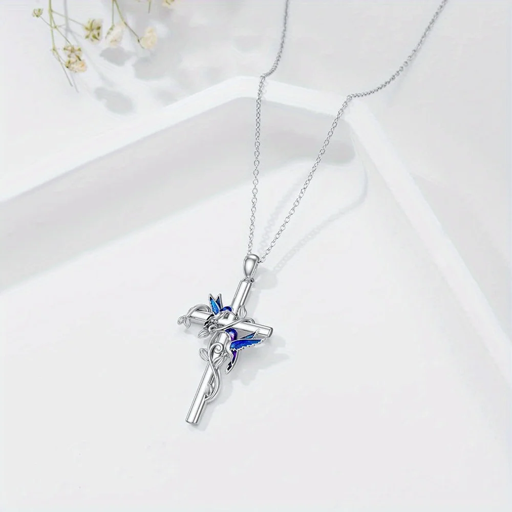 Набор ювелирных изделий в виде птицы и креста 3 шт