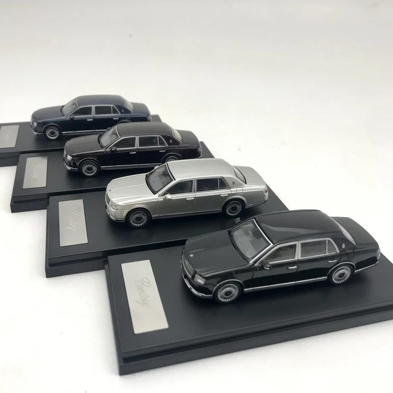 

1:64 LCD Toyata Century luxury car alloy simulation car model ornaments