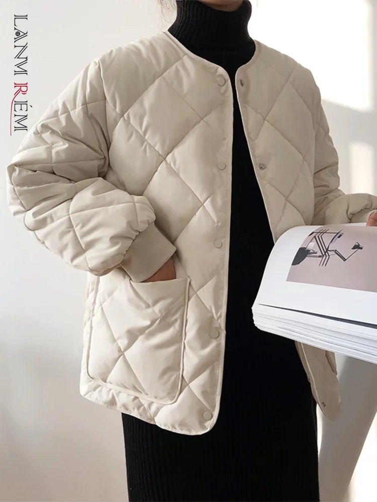 

LANMREM Short Style Loose Cotton Coat Women V Neck Solid Color Single Breasted Plaid Casual Coats Female Winter Clothing 2R6895
