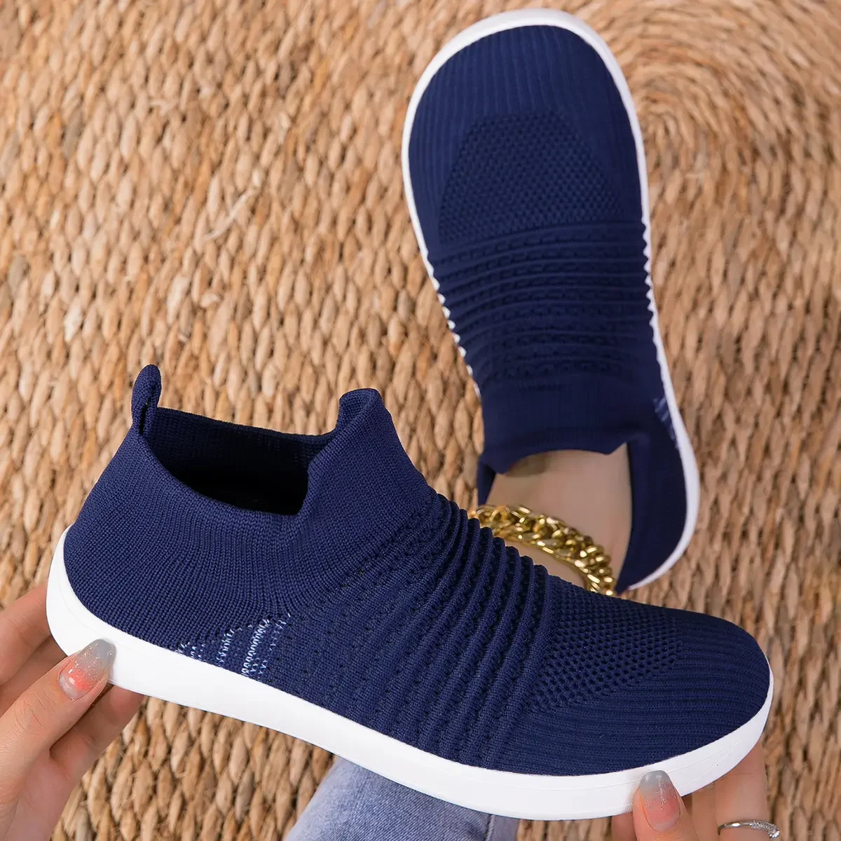 Женские мягкие теннисные туфли на плоской подошве с широким носком дышащие