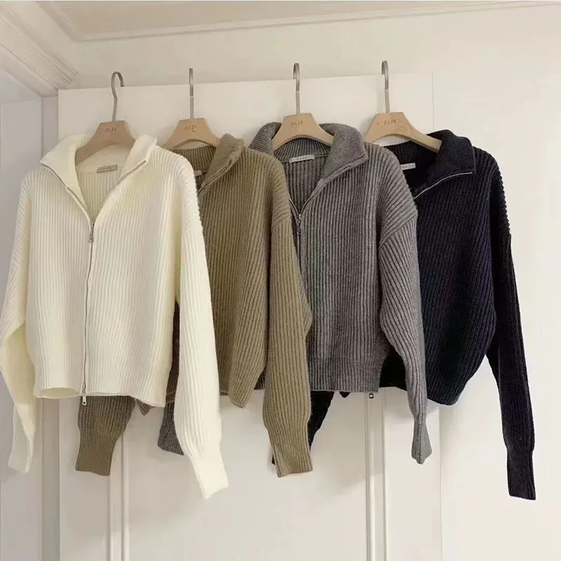 Темно-серый вязаный кардиган двубортный короткий топ на молнии с отложным