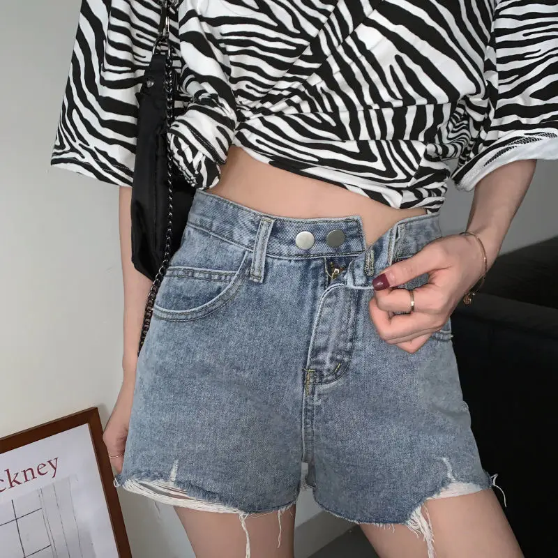 

Women 2022 Summer New Students High Waist Denim Shorts Female Loose Wide Legs Shorts Ladies Broken Holes Thin Short Jeans Q07