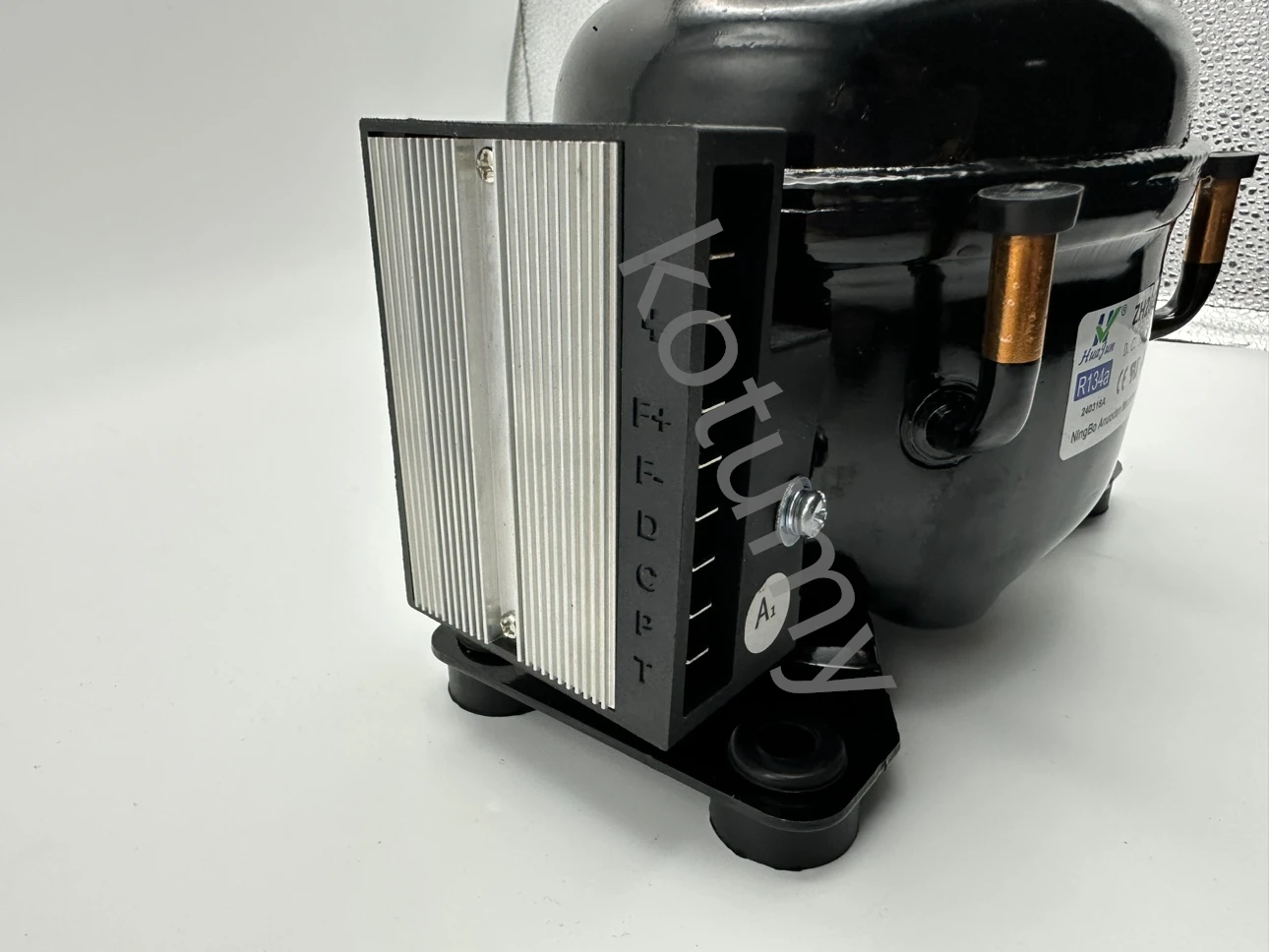 Компрессор для охлаждения автомобиля 12 В/24 В ZH25G35G