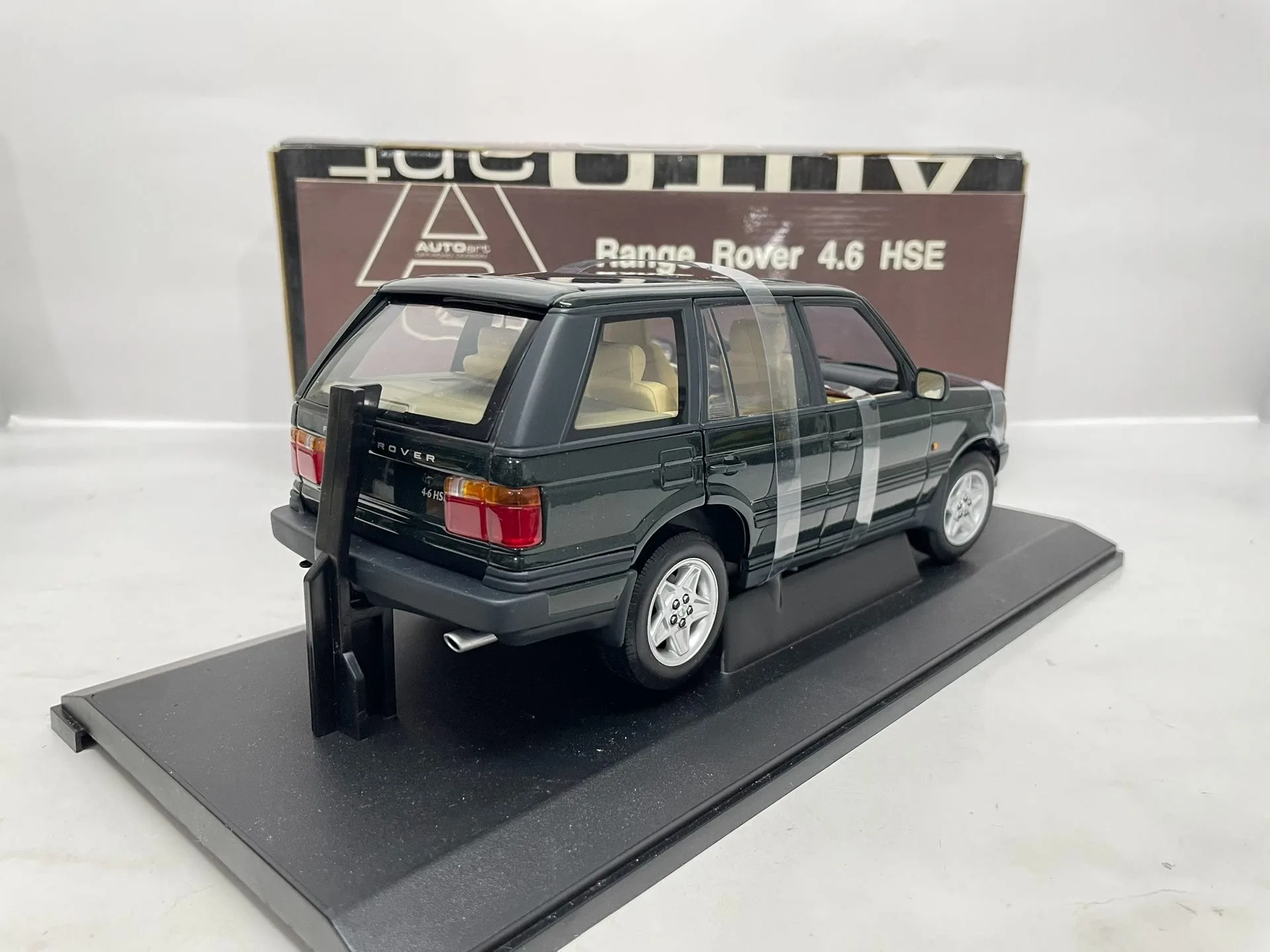 Autoart 1:18 Range Rover 4.6 HSE Зелёный металлическая модель