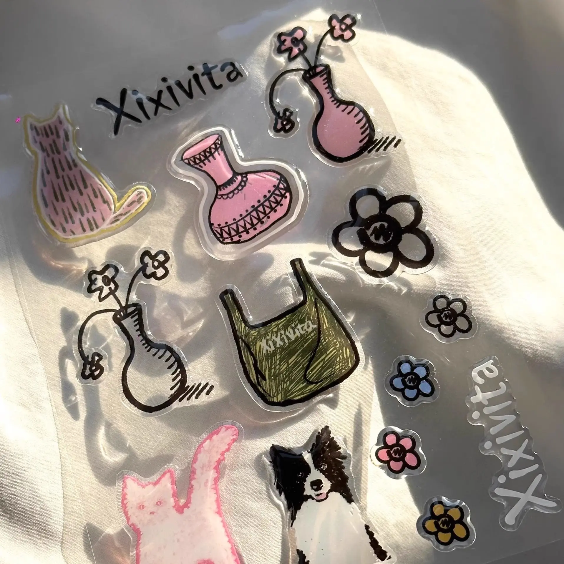 

Прозрачные стикеры с мультяшными животными