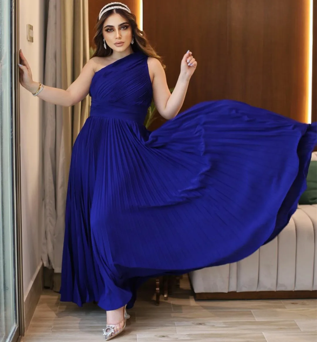 

Женское шифоновое вечернее платье, длинное темно-синее платье с одним открытым плечом, плиссированное платье-трапеция до пола, бальное платье для выпускного вечера