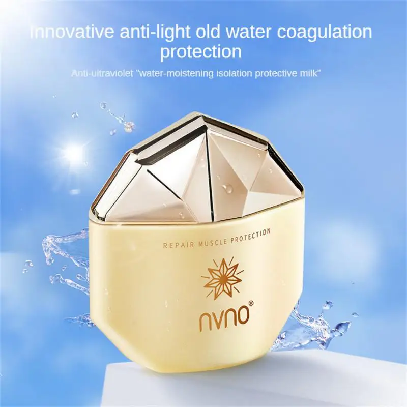 

Isolation Protection Not Stuffy On The Skin Facial Makeup Oil Free Ultra Light Liquid Sun Protection/assistance Makeup Set