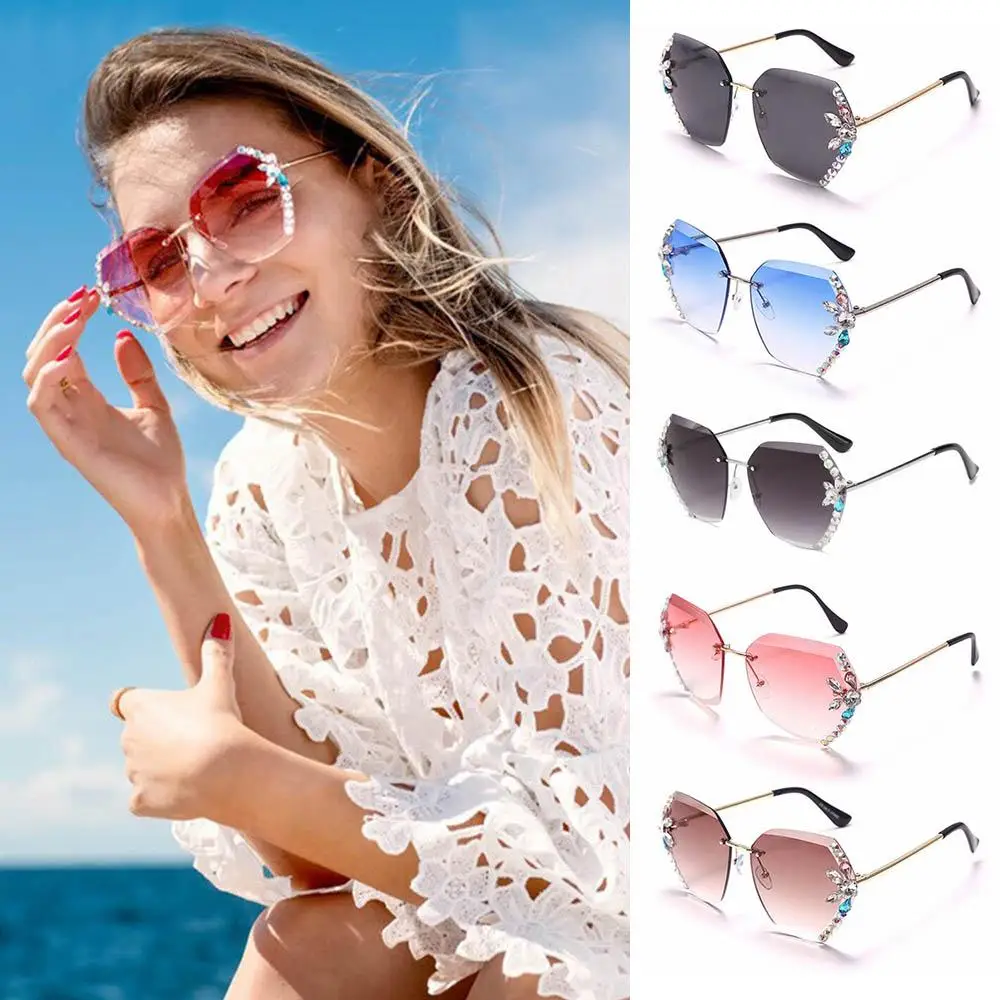 

Rhinestone Sunglasses Vintage Fashion Rimless Sunglasses Retro Cutting Lens Gradient Sun Glasses UV400 Female Shades