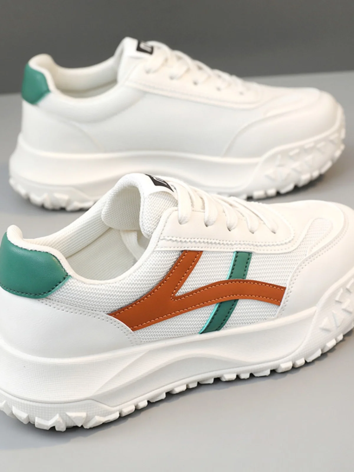 

Кроссовки женские универсальные, модная повседневная обувь с круглым носком, небольшие размеры, белые, осень 2023